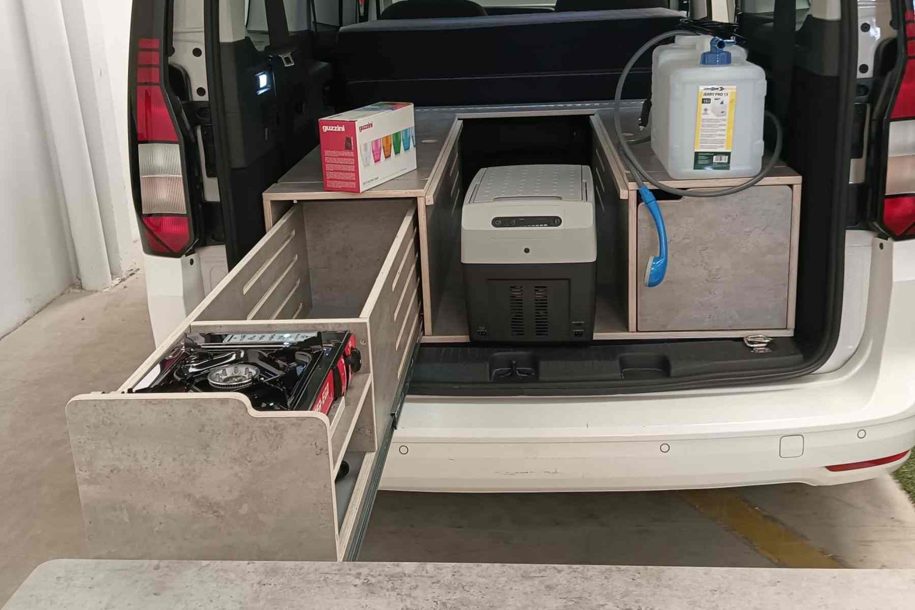 camper-van-tienda-techo-modulo-camperizado-walabicamper