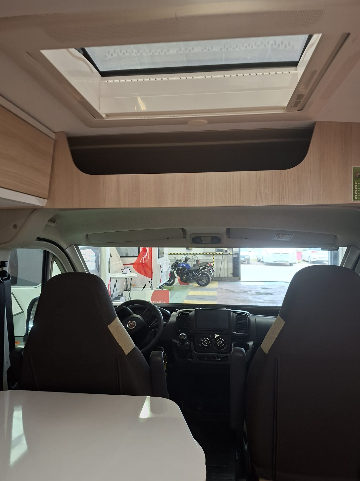camper-2-plazas-17